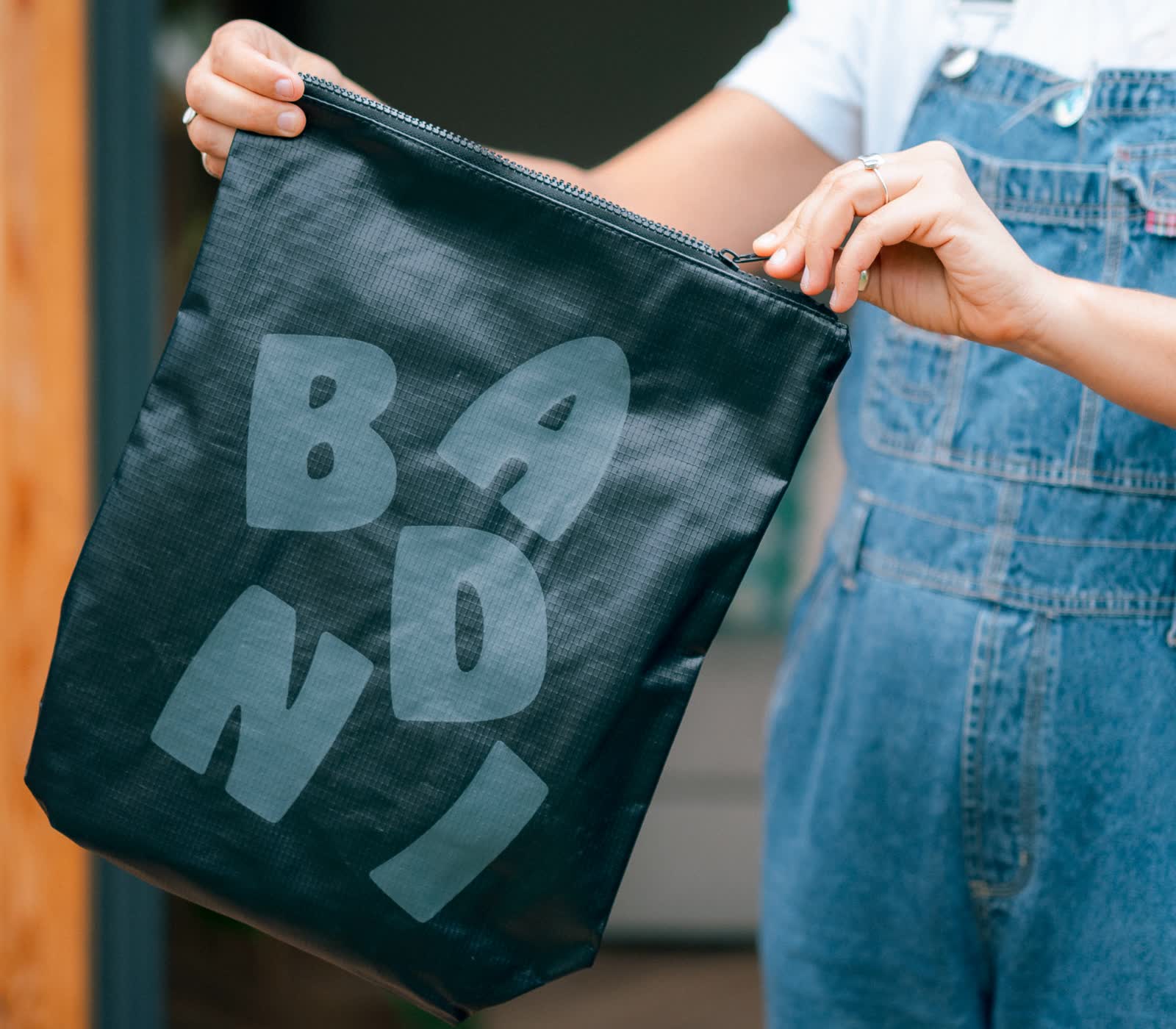 bandi-09467@2x